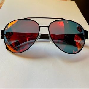 Marvel’s Deadpool Aviator Sunglasses